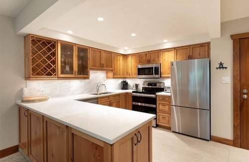 Whistler Condo | Ski in/ski out Blackcomb