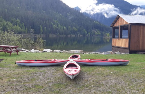 Craigellachie House | Sledders Cove timber frame house, hot tub, waterfront, beachfront, firepit