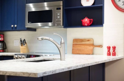 Whistler Condo | Slopeside ski in/out stylish 2BR/2BA HotTub & Pool