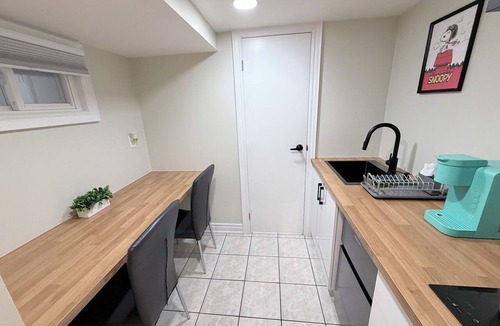 Wexford - Maryvale House | Snoopy-Themed Studio · Cozy Toronto Stay