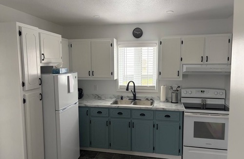 Channel-Port aux Basques House | Soul Tides A cozy, ocean view home! Close to amenities. 8 minutes from ferry.