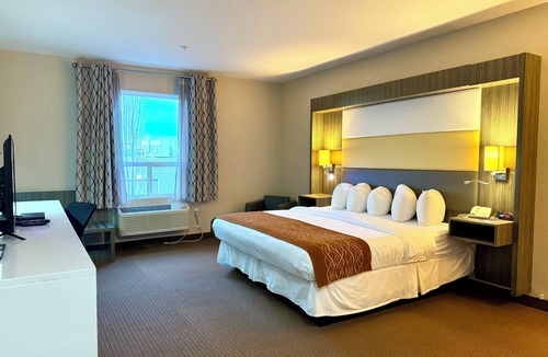 Fort Saskatchewan Hotel | Southfort Inn
