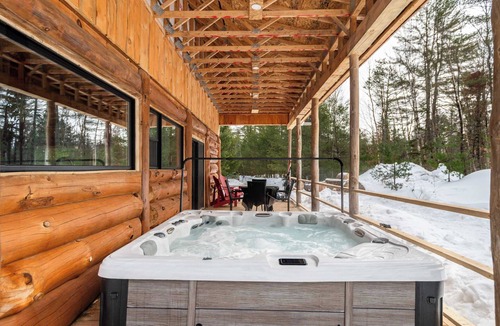 Argenteuil Regional County Municipality Ski Chalet | Spa & Near the Lake | Chalet de L'Artisan