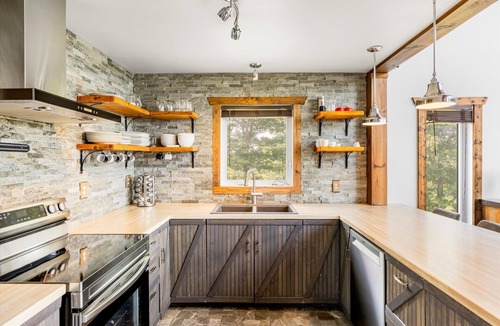 Mauricie Ski Chalet | Spa, Pool table & River | Hauteur du Saint-Maurice