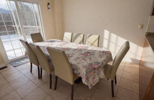 Brampton House | Spacious 2-Bed Suite with Private Bath, Mini Fridge, TV & Walk-In Closet in Brampton Shared Home - 4 Baths, Full Kitchen, WiFi, Laundry & Deck - Near GO Station, Great for Groups!