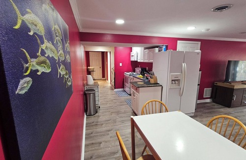 Fairland Apartment | Spacious 2 Bedroom Basement Apartment in Silver Spring
