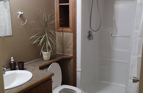 New Glasgow Apartment | Spacious 3 bdrm, 2 full bathroom suite in beautiful New Glasgow