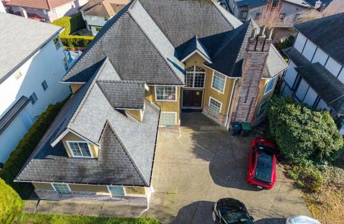 Coquitlam House | Spacious 3BR Family Home in Quiet Coquitlam