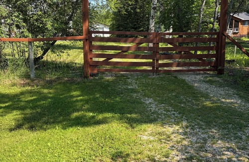 Traverse Bay Cottage | Spacious 4-Bedroom Cottage for Year-Round Family Getaways. Rent 2days get 2 Free