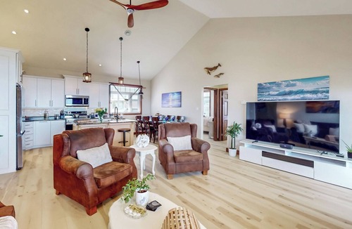 Pouch Cove Apartment | Spacious 4 Bedroom Ocean view Property in Scenic Pouch Cove NL