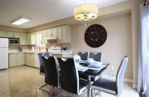 Kitchener House | Spacious 4BR Family Home | Williamsburg Hub