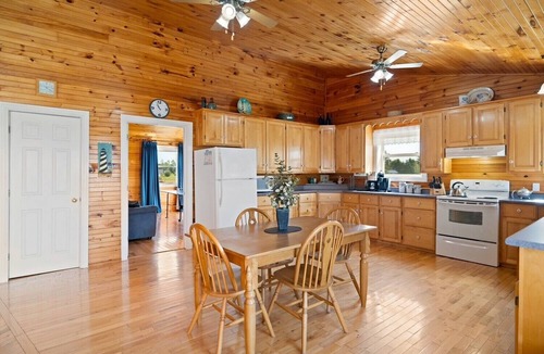 Bonshaw Cottage | Spacious 5-Bedroom South Shore Cottage: Where PEI Memories Begin