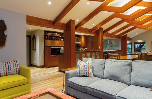 Blackcomb Condo | Spacious 5-BR whistler retreat w/hot tub