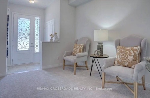 Durham Region House | Spacious and well furnished bedroom in a new built in Oshawa, Ontario. Canada.