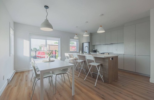 Granby Apartment | Spacious apartment in the heart of Granby!
