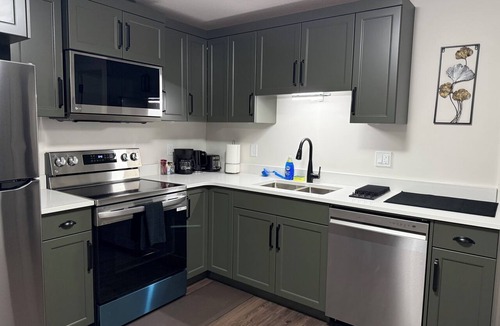 Regina House | Spacious Family‑Friendly 2‑Bedroom Basement Suite | Cozy Regina Stay