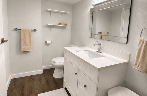 Algoma District House | Spacious hidden Gem in a Quiet Neighbourhood Close to Everything.