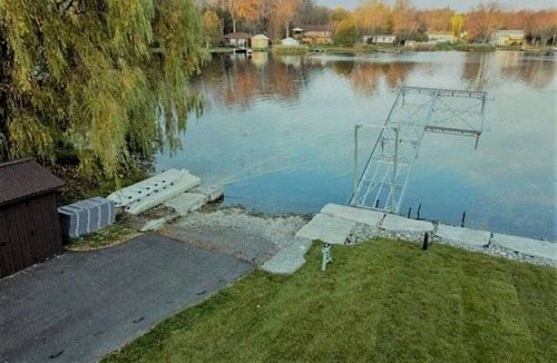 Selwyn Cottage | Spacious Lakefront Cottage with Private Boat Launch on Chemong Lake, Near Peterborough, Ontario