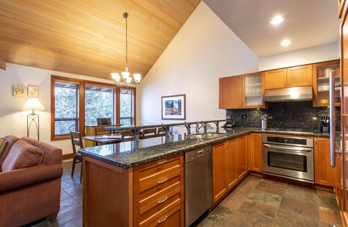 Whistler House | Spacious Montebello Townhome with Mountain Views hosted by Whistler Ideal