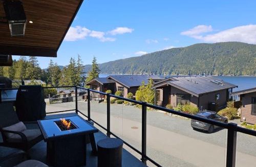 Port Renfrew House | Spacious Oceanview - 2 living rooms & fridges - Pet Friendly