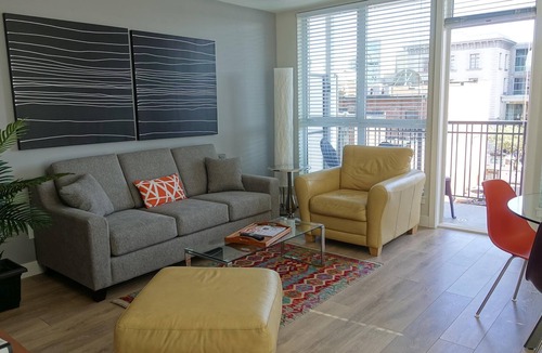Downtown Victoria Condo | Spacious Patio and Funky Vibes in Old Town!