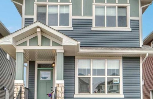 Chestermere Apartment | Spacious Room Near Chestermere Lake