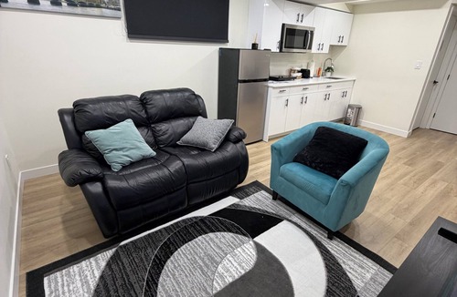 Winnipeg House | Stay n’ Savour
