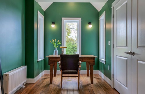 Dedham House | Step-free lake house, screened porch