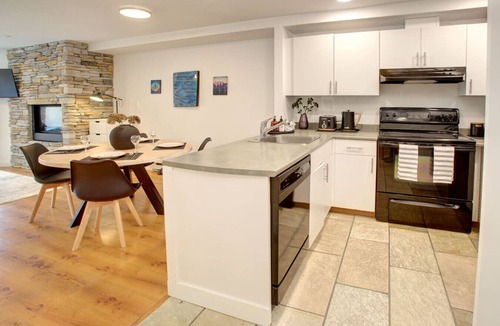 Whistler Creekside Apartment | Steps Away From Creekside Gondola