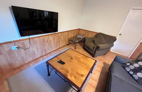 Lake Cowichan House | Steps from the lake: nn A 5-minute walk away from Shops, Saywell park & the lake