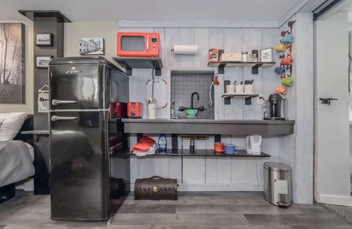 Elora Apartment | Steps to Downtown + Minutes to The Mill