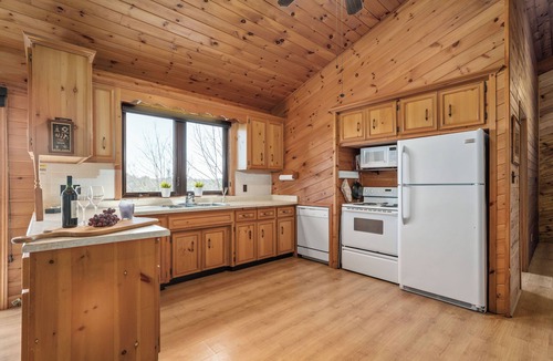 Muskoka Lakes Cottage | STILLS BAY RETREAT - Lake Joseph