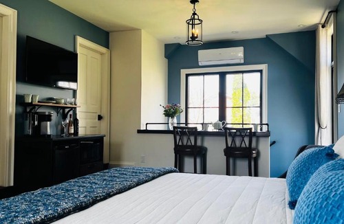 Stratford House | Stone's Throw Stratford