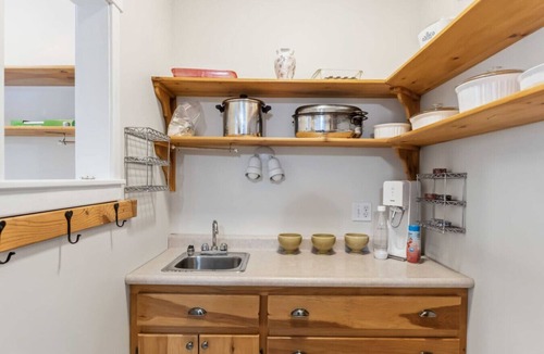 Aylesford House | Storybook Craftsman Cottage - Annapolis Valley