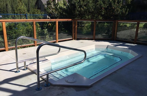 Blackcomb House | Stunning Golf Course Setting by Harmony Whistler