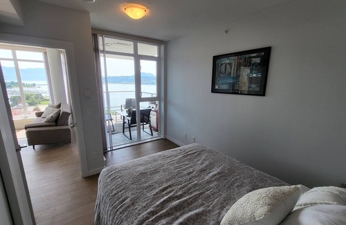 North End Condo | STUNNING LAKEVIEW LUXURY RESIDENCE - 18th FLOOR