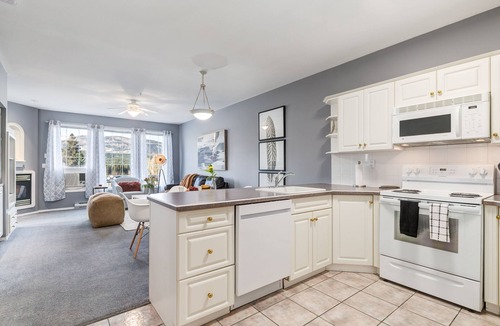 East Kootenay Apartment | Stunning Mountain View Terrace!