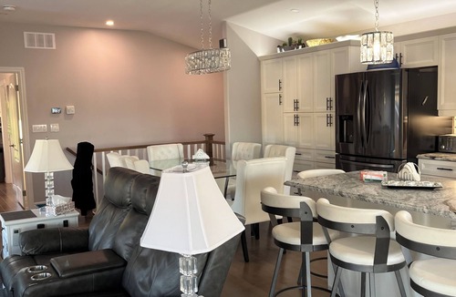 Dunsford House | Sturgeon Lake House