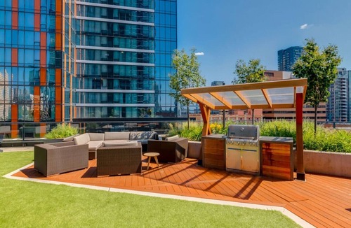 Downtown Calgary Apartment | Stylish 1BR Apt with City Views, Near 17th Avenue