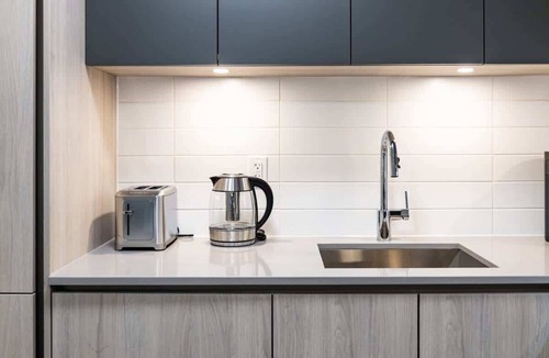 Toronto Entertainment District Apartment | Stylish 1BR Lower-Level Suite Free Parking