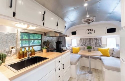 Miller Lake House | Stylish Airstream Nordic Spa Access Near Grotto