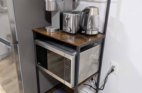 Dartmouth Apartment | Stylish Dartmouth Studio