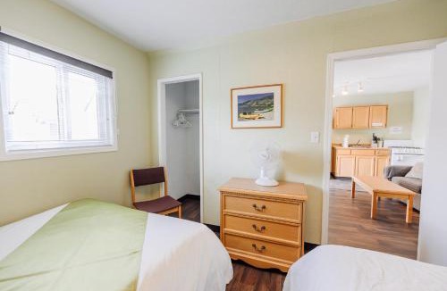 Okanagan-Similkameen House | Suite 15 Green Gables Resort Lake View Retreat