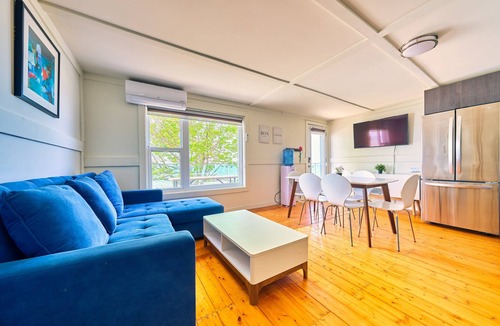 Wainfleet Cottage | Suite 207: Beautiful 2-Bedroom Beachfront Suite