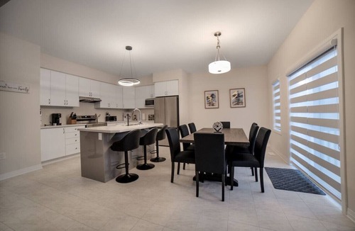 Cumberland Beach House | Sunbank Escape With Hot Tub & Game Room
