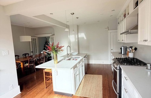 Kitsilano House | Sunny family-friendly house in Kits