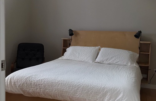 Courtenay House | Sunnyside House- 30mins from Mt. Washington