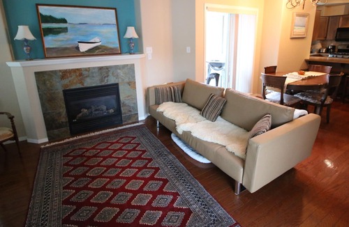 Kelowna Central Business District Condo | Sunset Waterfront Resort 211 - 2Bed-2Bath-- 90 Day Min --