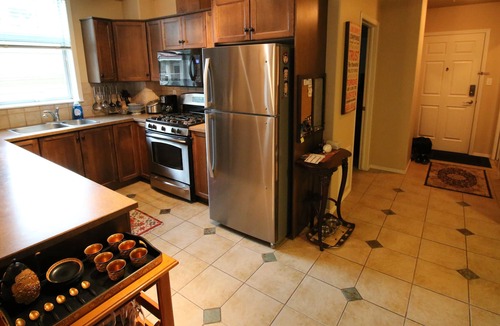Kelowna Central Business District Condo | Sunset Waterfront Resort 211 - 2Bed-2Bath-- 90 Day Min --