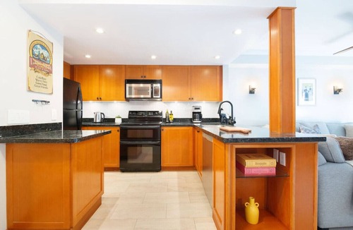 Village North Villa | Superb Village 2Br/2Ba Private HotTub, FreeParking